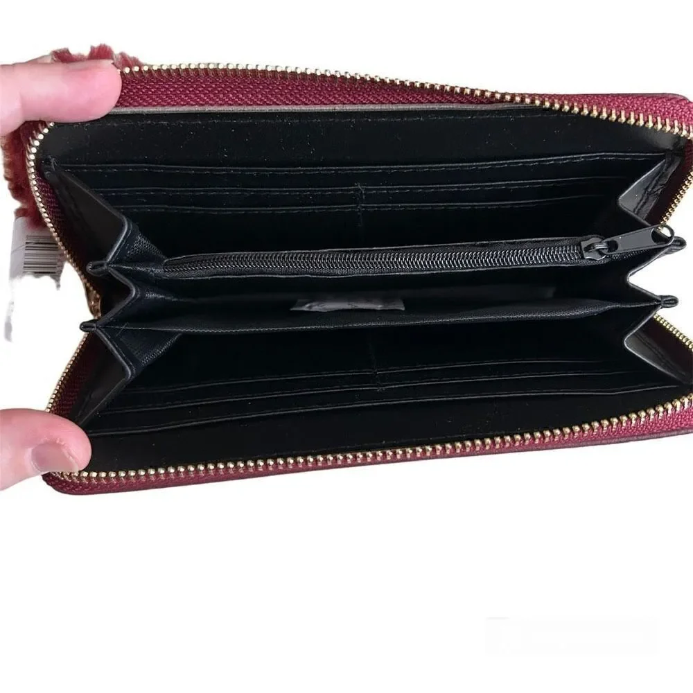 Kendall & James Burgundy Full Zip Wallet with Puff